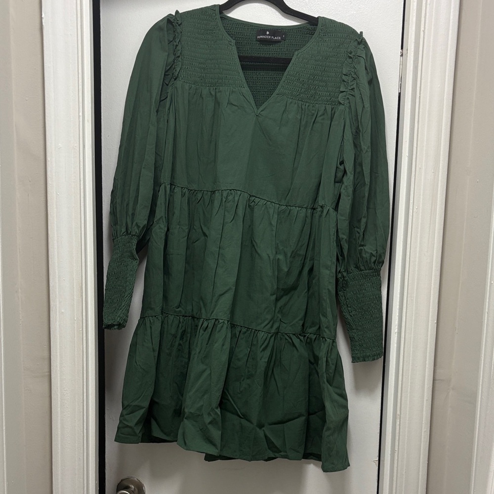 Universal Thread Forest Green Tiered Long Sleeve Dress